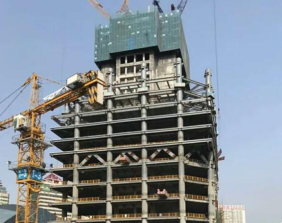 高層鋼結構建築